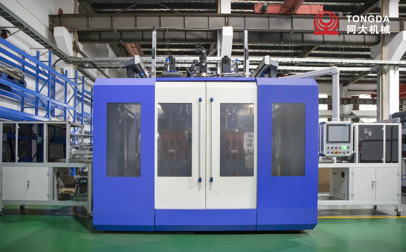 HDPE Plastic Jerry Can Blow Molding Machine 550mm Bottle Extrusion Automatic